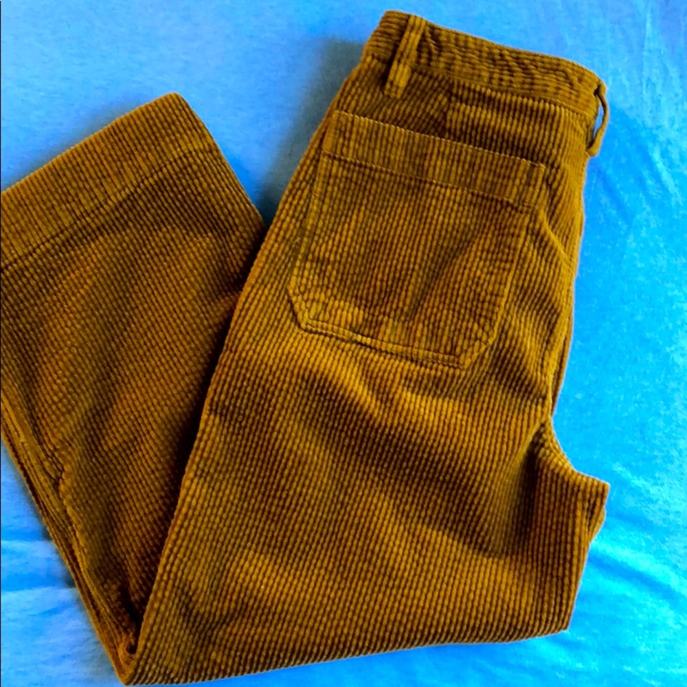 Slim emmet wide leg crop in corduroy